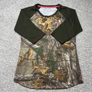 Women's Under Armour Fitted RealTree Tech Camo 3/4 Sleeve Top‎ Shirt Size Medium